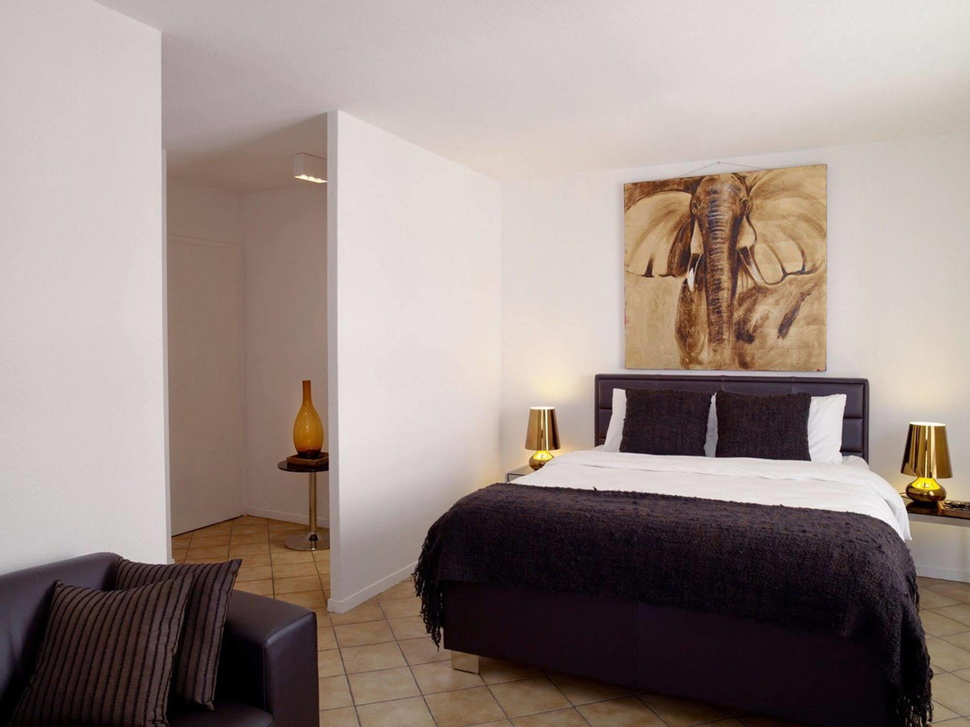 Visionapartments Chemin Des Epinettes - Contactless Check-In Lausanne Ngoại thất bức ảnh